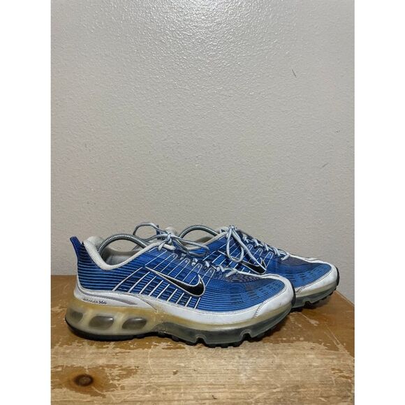 Athletic_Shoes